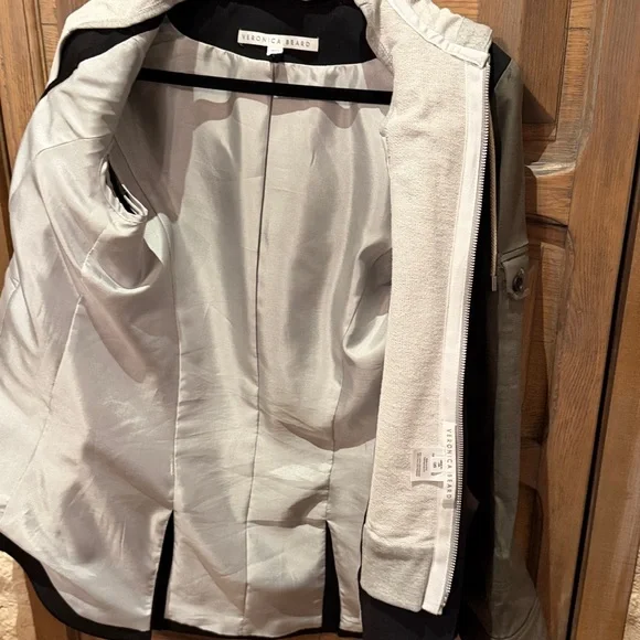 Veronica Beard army blazer with zip-in grey hoodie dickie, size 8 - Picture 11 of 12